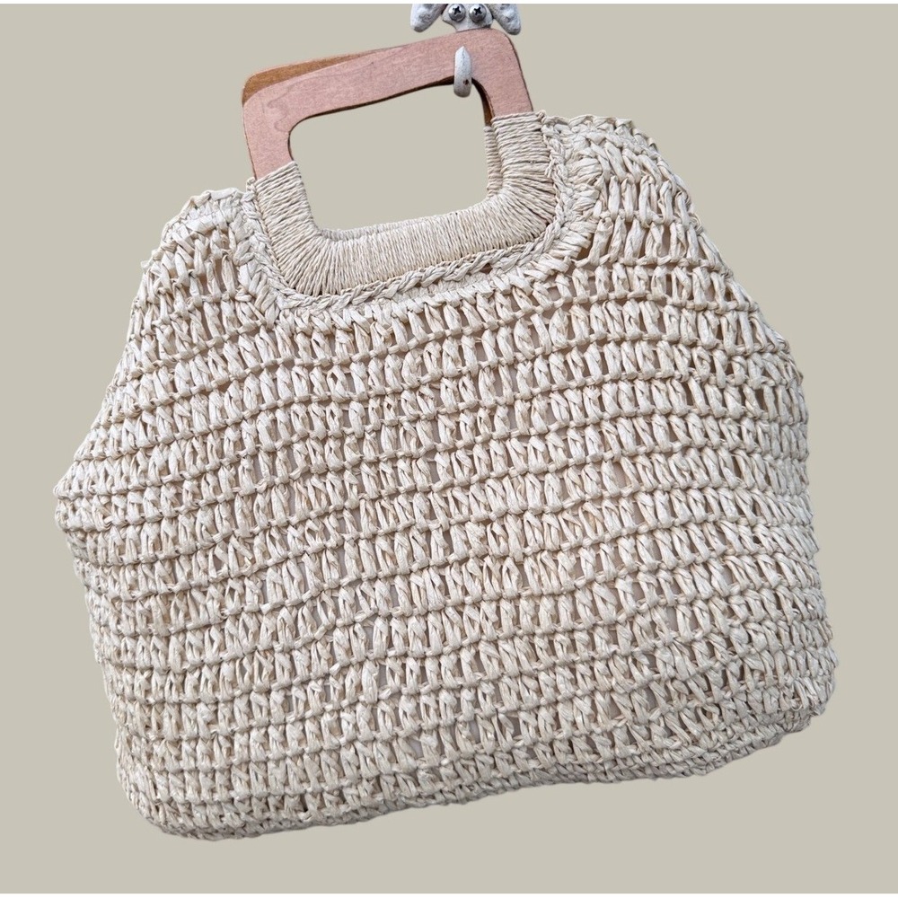 Vintage Summer Straw Tote Bag Wooden Handles Beige Beach Boho Trendsetter Purse